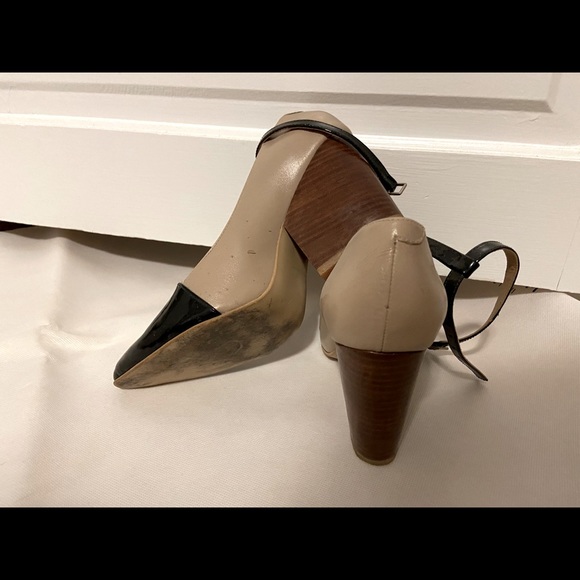 Black and Tan Heels - Picture 2 of 2